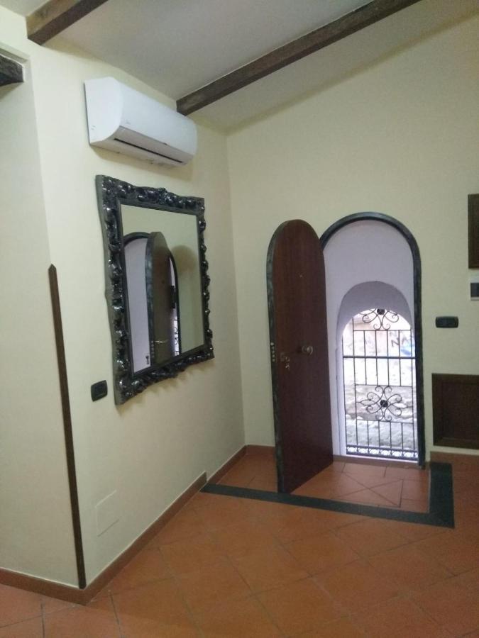 Home In Love: Vicoletto Dei Presepi نابولي المظهر الخارجي الصورة